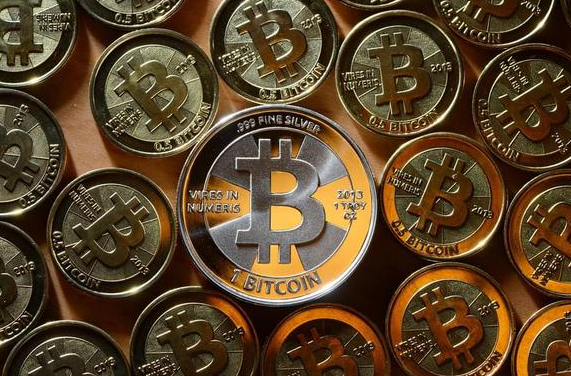 贝莱德CEO：华尔街最大的比特币信徒-第2张图片-binance下载